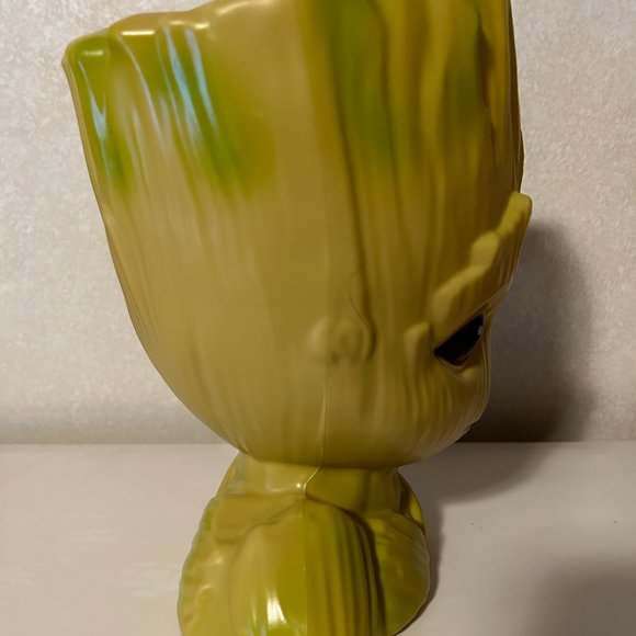 Marvel Guardians of the Galaxy Vol. 2 GROOT Popcorn Bucket Theater Exclusive - Picture 4 of 6